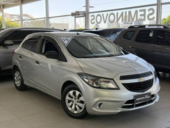 CHEVROLET ONIX 1.0 MPFI JOY 8V FLEX 4P MANUAL CHEVROLET ONIX 1.0 MPFI JOY 8V FLEX 4P MANUAL